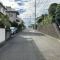 【神奈川県/横浜市青葉区あざみ野】横浜市青葉区あざみ野2丁目　土地 前面道路含む外観