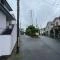 【神奈川県/横浜市南区六ツ川】神奈川県横浜市南区六ツ川3丁目 前面道路含む外観