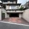 【神奈川県/横浜市保土ケ谷区常盤台】保土ケ谷区常盤台売地3区画（全3区画） 現地（古家あり）：3区画（全３区画）　右側