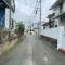 【神奈川県/茅ヶ崎市松が丘】茅ヶ崎市松が丘2丁目　古家付土地 前面道路