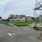 【大阪府/泉北郡忠岡町忠岡東】大阪府泉北郡忠岡町忠岡東2丁目 土地 前面道路：写真真ん中更地が対象不動産です。