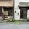 【東京都/墨田区墨田】墨田区墨田四丁目　古家付き土地 現地（古家あり）：対象不動産写真中央右側