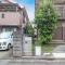 【東京都/府中市新町】府中市新町一丁目 古家付土地 現地：写真右側