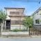 【東京都/立川市栄町】立川市栄町2丁目　土地 現地（古家あり）：南西前面道路側
