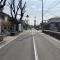 【兵庫県/芦屋市岩園町】芦屋市岩園町 土地 前面道路：東側の前面道路。両側に歩道のある、2車線で道路