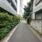 【東京都/練馬区練馬】練馬区練馬一丁目古家付土地 前面道路