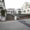 【神奈川県/横浜市神奈川区六角橋】神奈川区六角橋6丁目　B区画/全2区画 現地：全２区画　正面左通路と正面奥