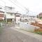 【神奈川県/川崎市宮前区宮崎】宮前区宮崎売地　4区画（全7区画） 現地：4区画：写真中央（全7区画）