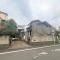 【東京都/世田谷区上用賀】世田谷区上用賀6丁目　建築条件付売地 現地（古家あり）：※解体中