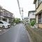 【東京都/足立区東六月町】足立区東六月町　収益物件建物付き土地 前面道路