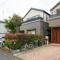 【東京都/杉並区阿佐谷北】阿佐谷北3丁目　建築条件付土地 現地（古家あり）：更地渡し（写真中央部分）