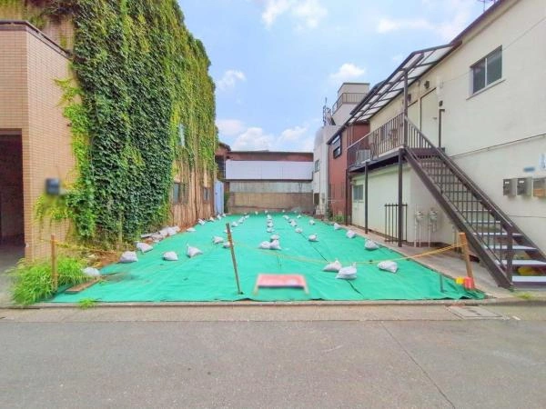 現地