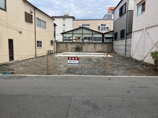 現地