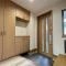 【東京都/葛飾区堀切】葛飾区堀切1丁目 二世帯住宅戸建 玄関