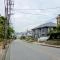 【神奈川県/横浜市保土ケ谷区仏向西】横浜市保土ヶ谷区仏向西　中古戸建 前面道路：歩道付