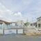 【東京都/立川市富士見町】立川市富士見町2丁目新築戸建　1号棟 建築中の外観：写真手前：1号棟