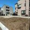 【東京都/町田市中町】町田市中町3丁目新築戸建　2号棟 建築中の外観：全2棟　現地は右側です