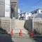 【神奈川県/横浜市旭区白根】旭区白根6丁目　新築戸建　1号棟/全2棟 アプローチ：1号棟（全２棟）