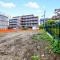 【東京都/足立区伊興】足立区伊興4丁目　新築戸建　2号棟 現地（建築前）：全2棟　右：2号棟　左：1号棟