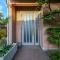 【東京都/調布市東つつじケ丘】調布市東つつじケ丘3丁目賃貸併用住宅 玄関