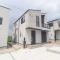 【神奈川県/川崎市宮前区西野川】宮前区西野川3丁目　新築戸建S-2号棟（全17棟） 外観：S-2号棟：写真中央（全17棟）