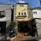 【東京都/杉並区阿佐谷南】杉並区阿佐谷南3丁目　中古戸建 外観：対象不動産：写真中央