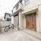 【東京都/世田谷区世田谷】世田谷一丁目中古戸建 アプローチ