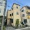 【埼玉県/朝霞市膝折町】朝霞市膝折町4丁目　中古戸建 外観：中央の建物