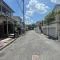 【大阪府/枚方市香里ケ丘】枚方市香里ケ丘十二丁目　戸建 前面道路