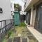 【東京都/三鷹市上連雀】三鷹市上連雀9丁目　戸建 アプローチ