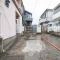 【埼玉県/新座市池田】新座市池田4丁目中古戸建 アプローチ