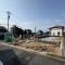 【神奈川県/横浜市磯子区杉田】磯子区杉田2丁目　新築戸建　2号棟 建築中の外観：全2区画、右側