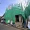 【東京都/世田谷区祖師谷】世田谷区祖師谷5丁目　2号棟 建築中の外観：全２棟／左側