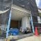 【東京都/足立区佐野】足立区佐野2丁目zero-e　A号棟 建築中の外観：全２棟／中央