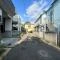 【神奈川県/横浜市神奈川区松見町】神奈川区松見町二丁目　中古戸建 前面道路