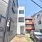 【神奈川県/横浜市西区中央】西区中央2丁目　新築戸建2号棟/全2棟 外観：真ん中の建物　2号棟/全2棟
