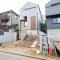 【神奈川県/横浜市神奈川区菅田町】神奈川区菅田町　新築戸建 1号棟/全2棟 建築中の外観：全2棟　正面左