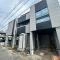 【神奈川県/藤沢市鵠沼花沢町】藤沢市鵠沼花沢町 新築一戸建て 2号棟/全3棟 建築中の外観：全3棟　写真内中心が2号棟です。