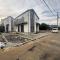 【東京都/西東京市新町】西東京市新町3丁目　新築戸建　A号棟 前面道路：全5号棟/右から2番目の隣