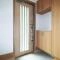 【神奈川県/川崎市多摩区長沢】川崎市多摩区長沢　新築戸建5号棟 玄関