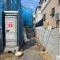 【東京都/町田市鶴川】町田市鶴川3丁目　新築戸建3号棟 建築中の外観：全3棟
右から奥