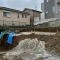 【神奈川県/座間市入谷東】座間市入谷東3丁目　新築戸建　2号棟 建築中の外観：全二棟現場　左側　2号棟