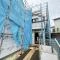 【神奈川県/藤沢市辻堂新町】藤沢市辻堂新町2丁目　新築戸建　3号棟/全3棟 建築中の外観：奥側が3号棟/全3棟