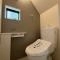 【神奈川県/横浜市港北区下田町】港北区下田町3丁目 新築戸建 1号棟/全9棟 トイレ