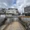 【神奈川県/横浜市港南区大久保】横浜市港南区大久保3丁目　新築戸建11号棟(全14棟) 建築中の外観：全14棟(物件は中央)