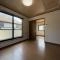 【東京都/東大和市立野】東大和市立野1丁目中古戸建 ダイニングキッチン：奥側洋室