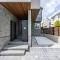 【東京都/世田谷区弦巻】世田谷区弦巻5丁目新築戸建 アプローチ