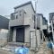 【東京都/杉並区成田東】成田東1丁目新築分譲住宅 建築中の外観：画像中央