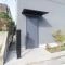 【神奈川県/藤沢市片瀬海岸】GARDEN WALL HOUSE+FAS 片瀬江ノ島 アプローチ