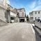 【神奈川県/横浜市泉区岡津町】横浜市泉区岡津町　中古戸建 前面道路